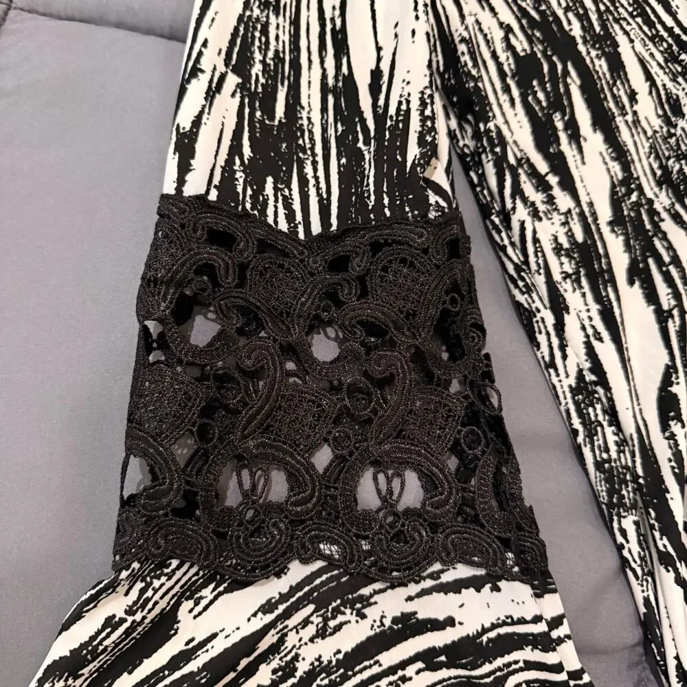 Ariella Boutique Animal Print Blouse Lace Bell Sleeves Made USA Women’s Large - Picture 3 of 9